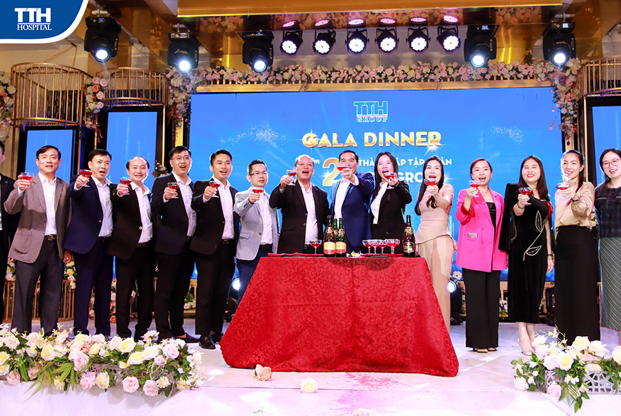 GALA DINNER - ĐÊM HỘI KỶ NIỆM 21 NĂM THÀNH LẬP TTH GROUP ĐẦY CẢM XÚC